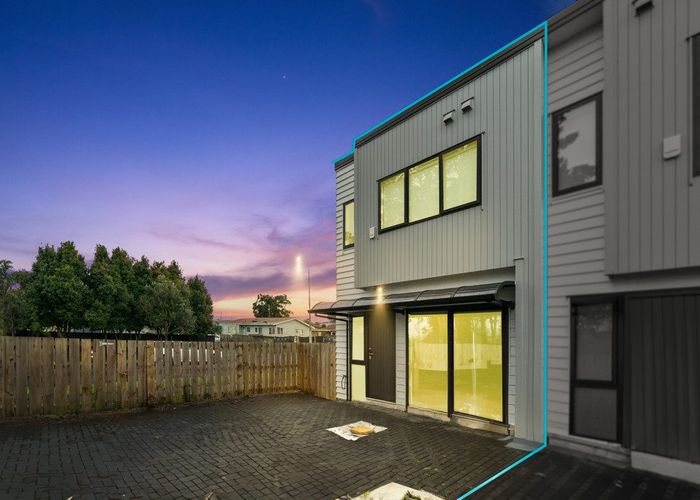  at 2F Cadiz Place, Papakura, Papakura, Auckland