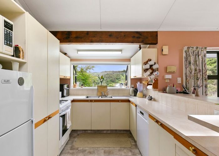  at 22 Kaponga Street, Wainuiomata, Lower Hutt