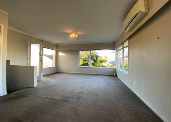  at 2/38 Byron Avenue, Takapuna, North Shore City, Auckland