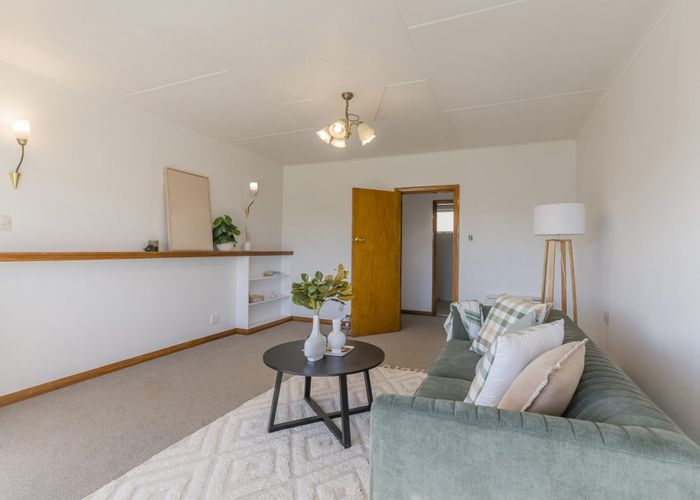  at 8 Eatwell Avenue, Paraparaumu Beach, Kapiti Coast, Wellington