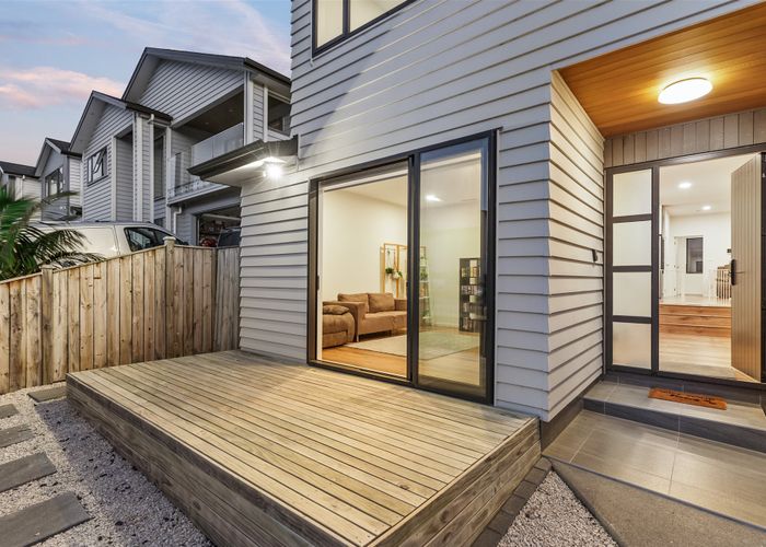  at 25 Bight Road, Long Bay, Auckland