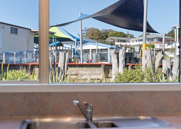  at 2/48 Mayfair Crescent, Mairangi Bay, North Shore City, Auckland