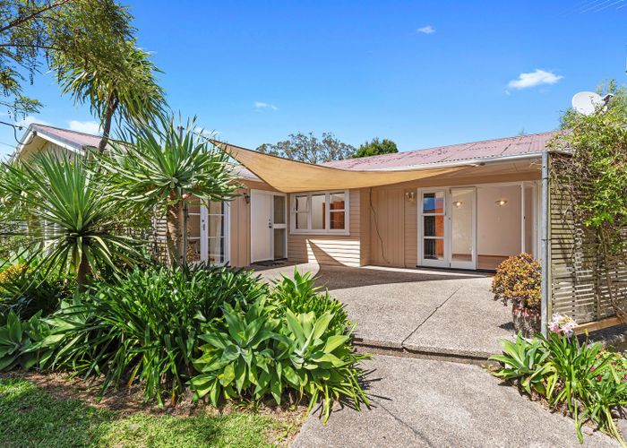  at 1/30 Lyttleton Avenue, Forrest Hill, North Shore City, Auckland