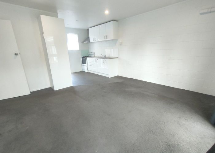  at 4 Almond Place, Mount Wellington, Auckland