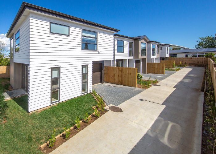  at 89 Reeves Road, Pakuranga, Auckland