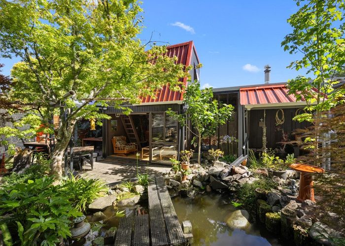  at 9 Pohutukawa Avenue, Shelly Park, Manukau City, Auckland