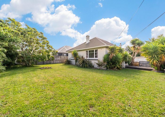  at 1 Sandford Street, Trentham, Upper Hutt, Wellington