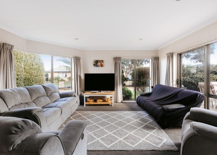  at 5 Evansbel Place, Papamoa Beach, Papamoa