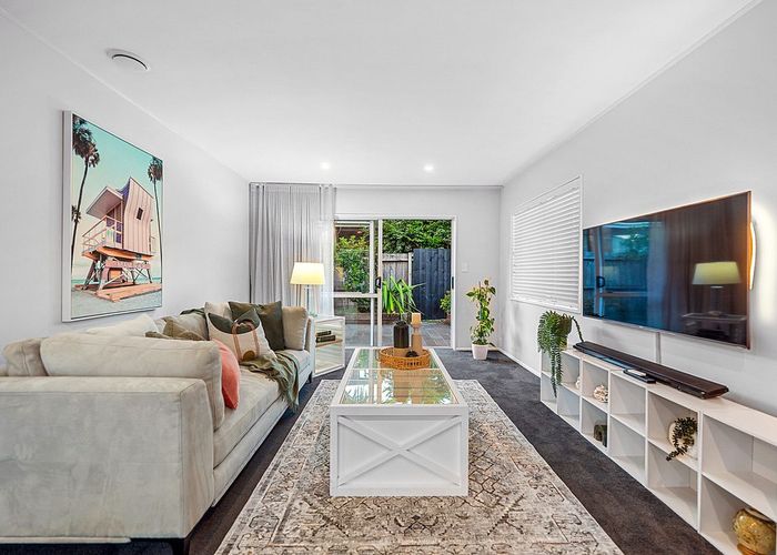  at 2/23 Lomond Street, Takapuna, North Shore City, Auckland