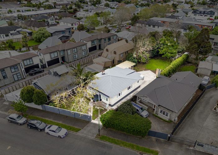  at 124 Clonbern Road, Remuera, Auckland