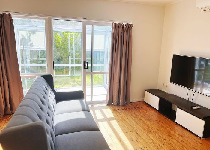  at 3A OAKLEIGH ST, MAUNGARAKI, LOWER HUTT