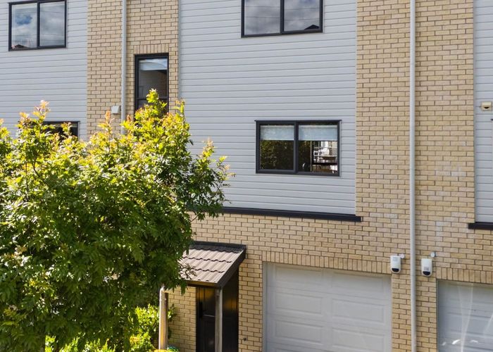  at 222/172 McLeod Road, Te Atatu South, Waitakere City, Auckland