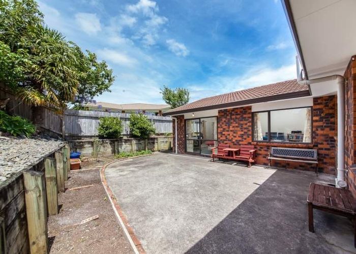  at 28 Brookwood drive, Henderson, Waitakere City, Auckland