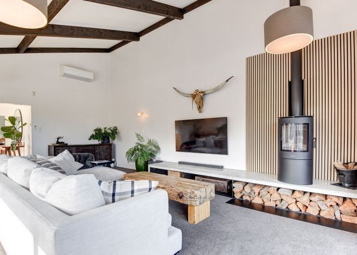  at 21 Virginia Heights, Otamatea, Whanganui, Manawatu / Whanganui