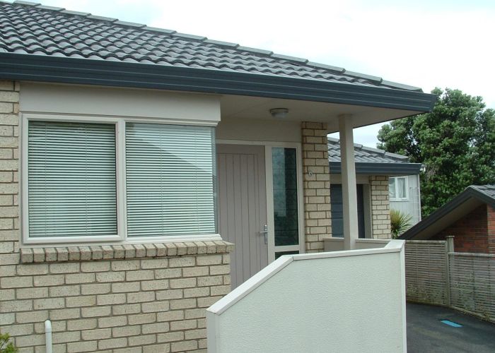  at 6/10 Ridge Road, Howick, Manukau City, Auckland