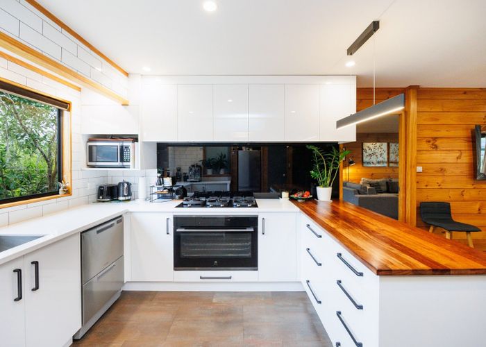  at 23 Abby Road, Fitzherbert, Palmerston North, Manawatu / Whanganui