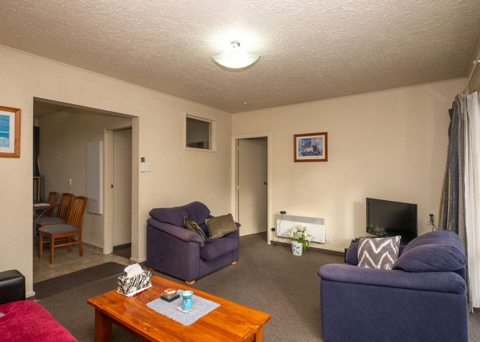  at 77 Manor Place, Dunedin Central, Dunedin