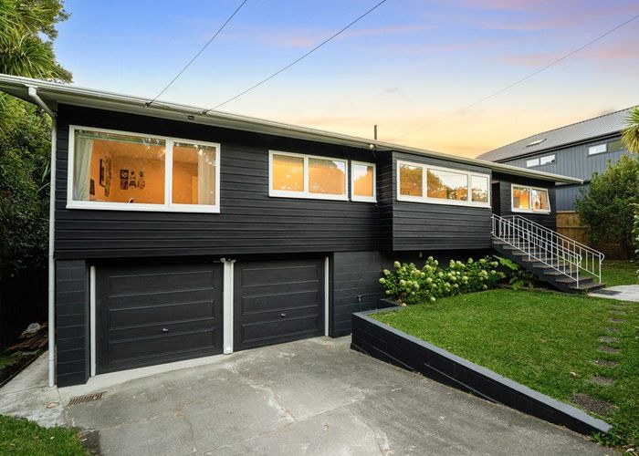  at 2 Carlisle Street, Glendowie, Auckland City, Auckland