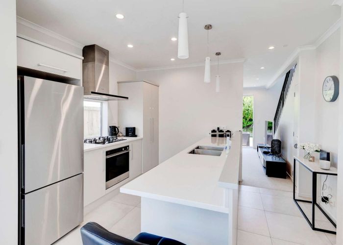  at 11 Costa Viva Cres, Karaka, Franklin, Auckland