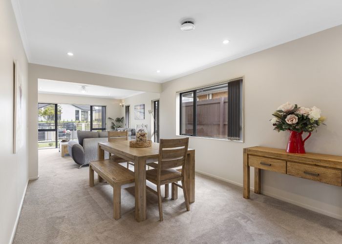  at 7E Boeing Place, Goodwood Heights, Auckland