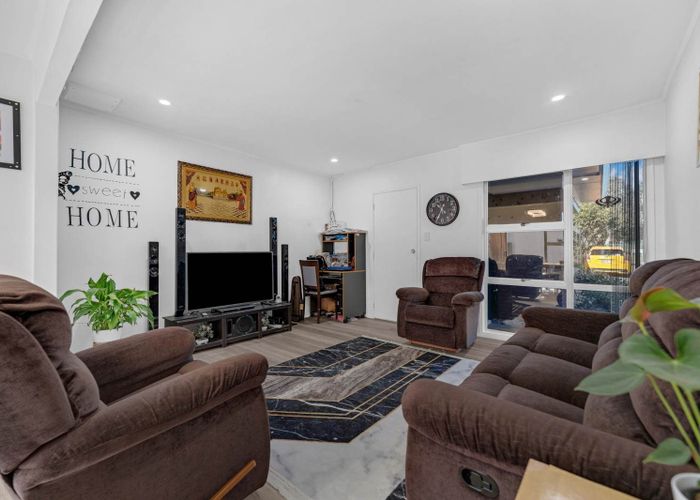  at 4/96 Tui Road, Papatoetoe, Manukau City, Auckland
