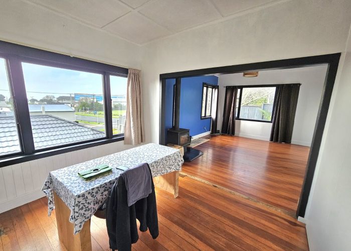  at 40 Pioneer Road, Moturoa, New Plymouth
