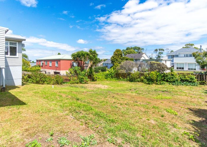  at 17 Elstree Avenue, Glen Innes, Auckland City, Auckland