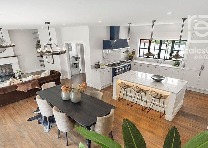  at 38 Hill Road, Hillpark, Auckland