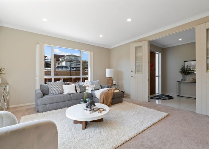  at 7 Ballyboe Place, Pinehill, Auckland