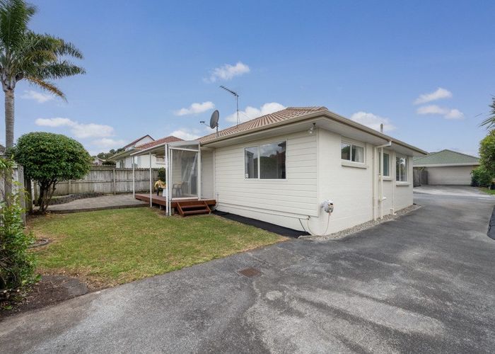  at 1/7 West Fairway, Golflands, Auckland