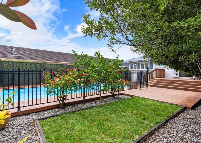  at 16 Tawa Road, Onehunga, Auckland City, Auckland