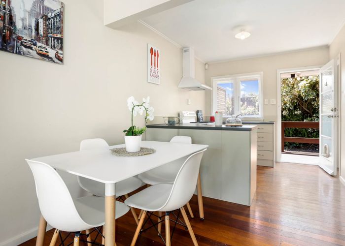  at 2/65 Ballarat Street, Mount Wellington, Auckland