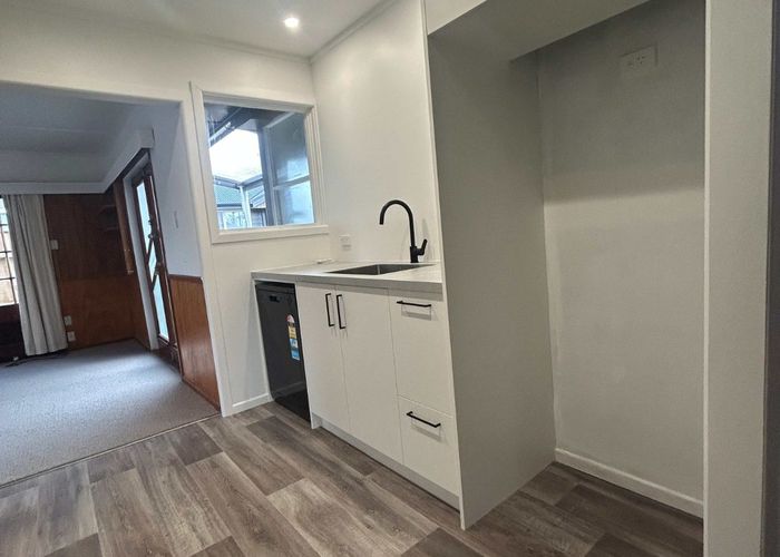  at 52 Pahiatua St, Hokowhitu, Palmerston North, Manawatu / Whanganui
