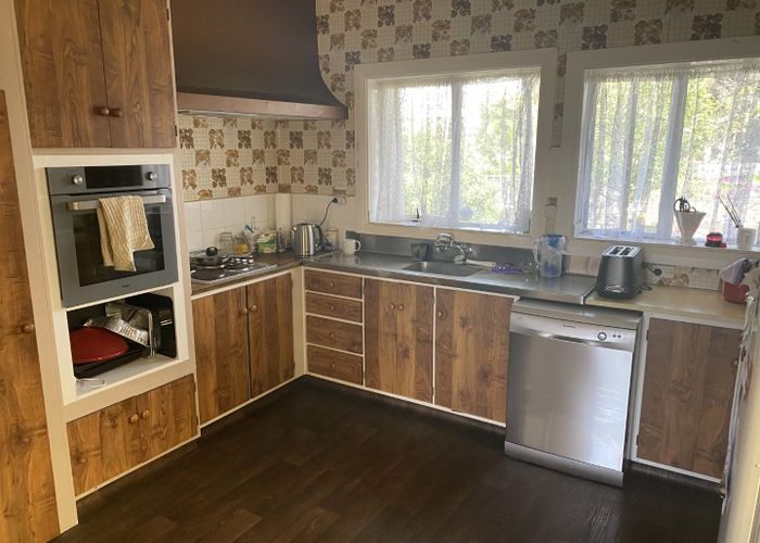  at 330 Mangorei Road, Merrilands, New Plymouth, Taranaki