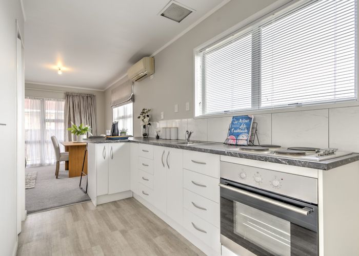  at 73 Bremworth Avenue, Dinsdale, Hamilton