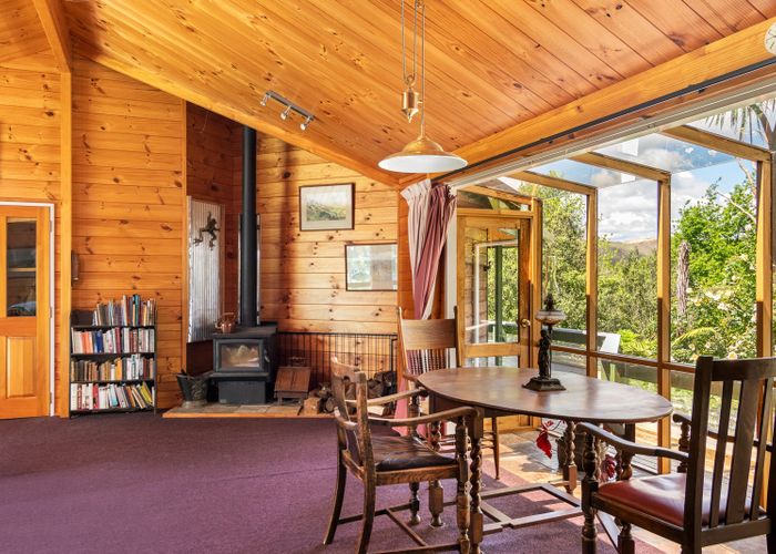  at 255 Pigeon Valley Road, Pigeon Valley, Wakefield