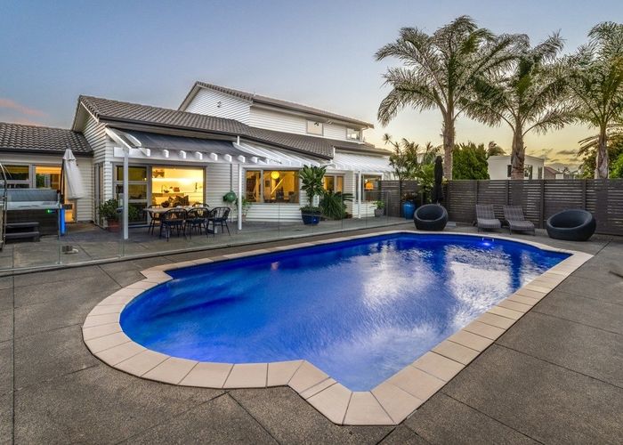  at 53 Manor Park, Sunnyhills, Auckland