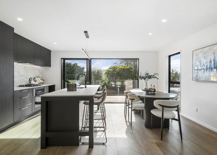  at 57 Oaktree Avenue, Browns Bay, North Shore City, Auckland
