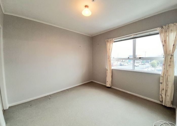  at 5B Rosebank Road, Avondale, Auckland