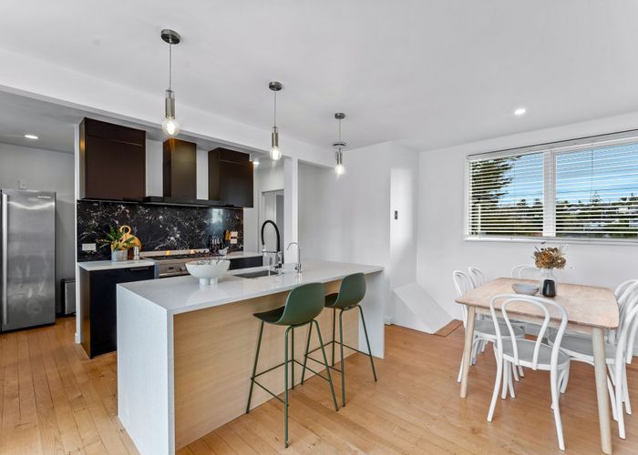  at 98 Eskdale Road, Birkdale, North Shore City, Auckland