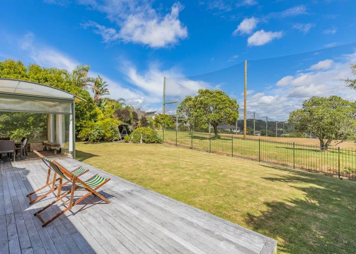  at 30 English Oak Drive, Schnapper Rock, Auckland