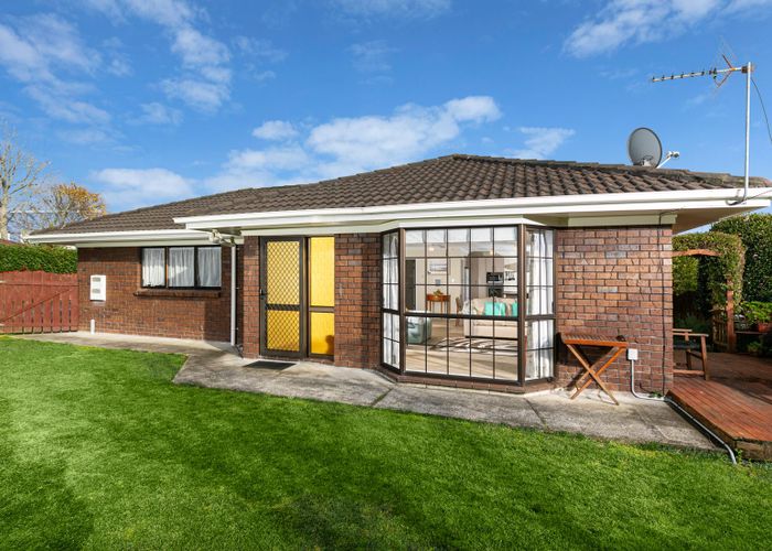  at 4/66 Rathgar Road, Henderson, Waitakere City, Auckland