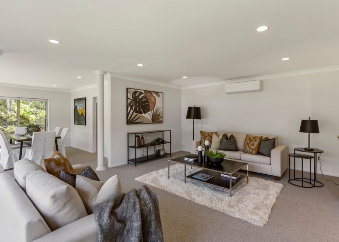 at 50 Ravenstone Place, Chatswood, Auckland