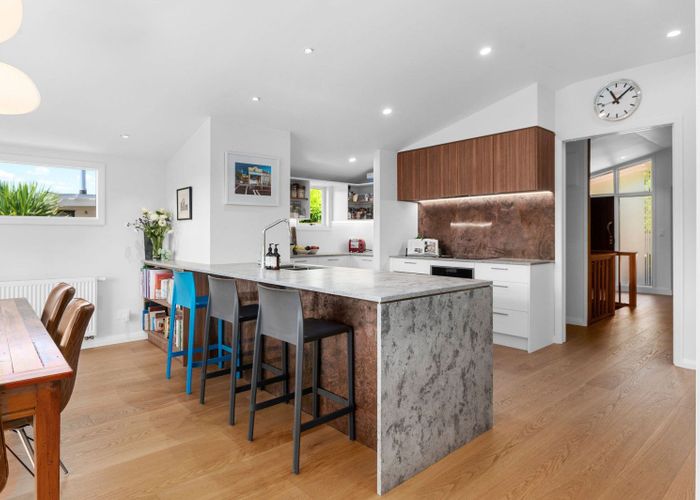  at 92 Awatere Avenue, Beerescourt, Hamilton