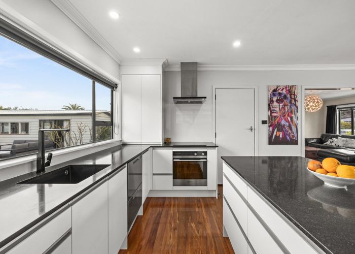  at 318 Kennedy Road, Onekawa, Napier