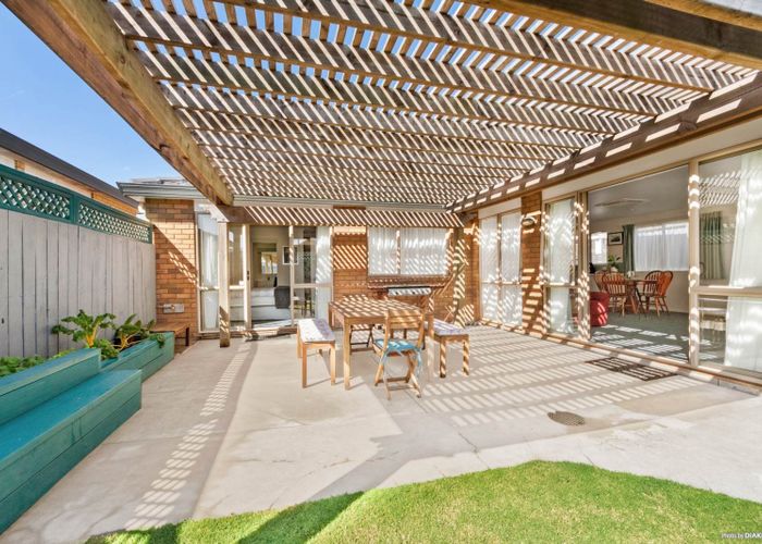  at 1B Charlenne Close, Ranui, Waitakere City, Auckland