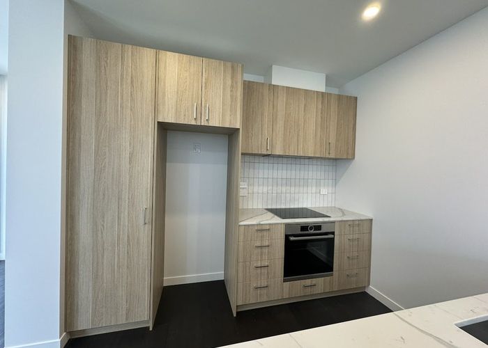  at 2/323 Riverside Dr, Waterloo, Lower Hutt, Wellington