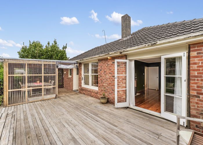  at 4 Inglewood Street, Wai O Taiki Bay, Auckland