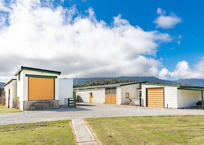  at 1084 Nikau Road, SH67, Mokihinui, Buller, West Coast