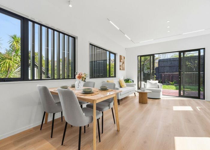  at Lot 9/30 Kiteroa Terrace, Rothesay Bay, North Shore City, Auckland